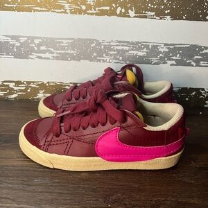 Nike “77 Jumbo”